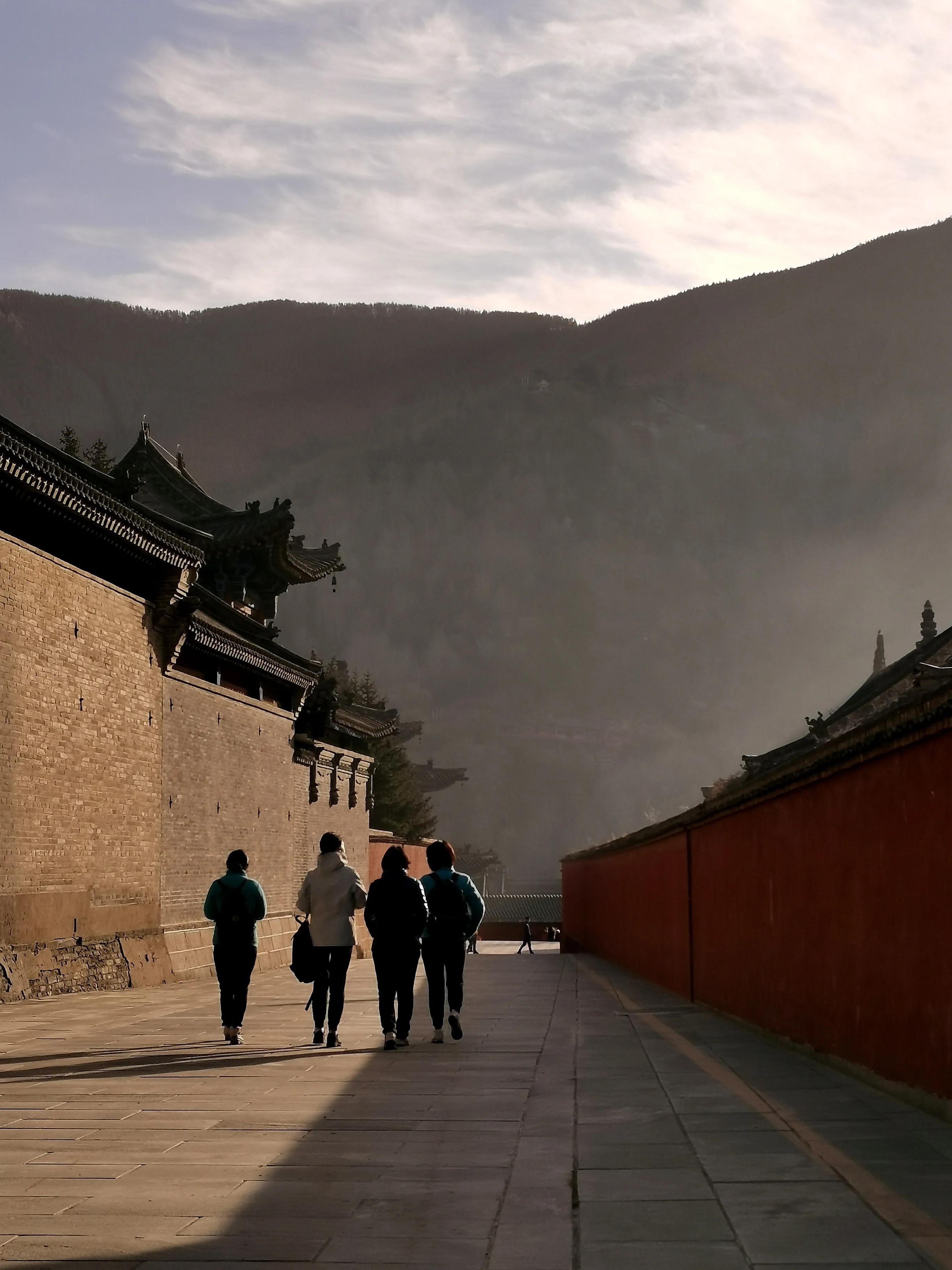 山西自由行五台山,山西五台山寺院