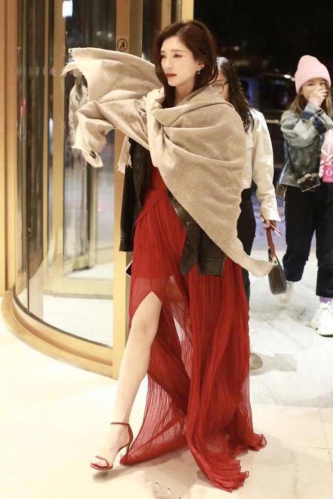 好一点的围巾牌子有哪些,名牌围巾都有啥牌子