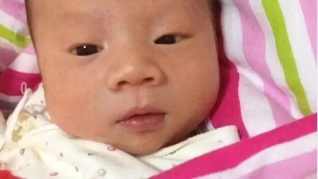 宝宝鼻梁发青是什么原因,婴儿鼻梁发青是什么征兆