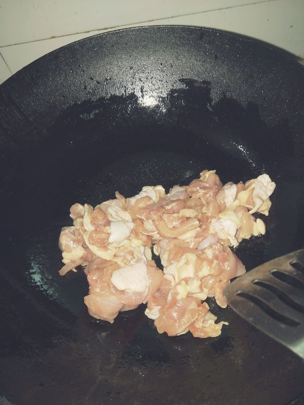 怎么炖鸡不腥不柴软烂好吃,怎样炖鸡不柴