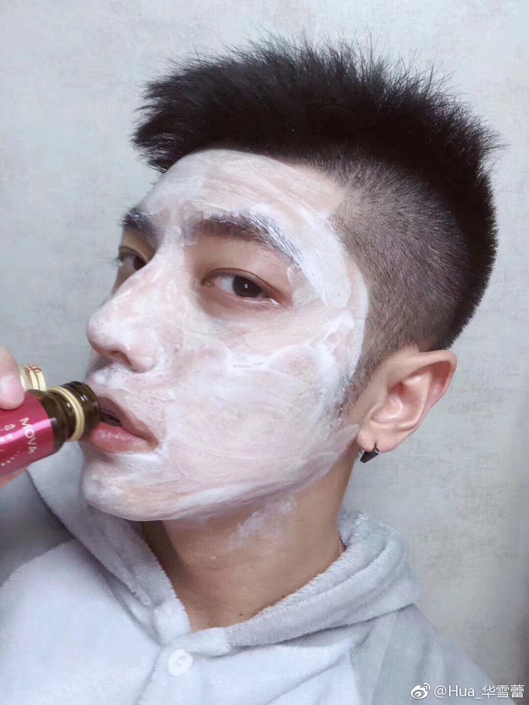 BOZ宝致|脸上浮粉怎么办？4个诀窍摆脱皮肤起皮尴尬