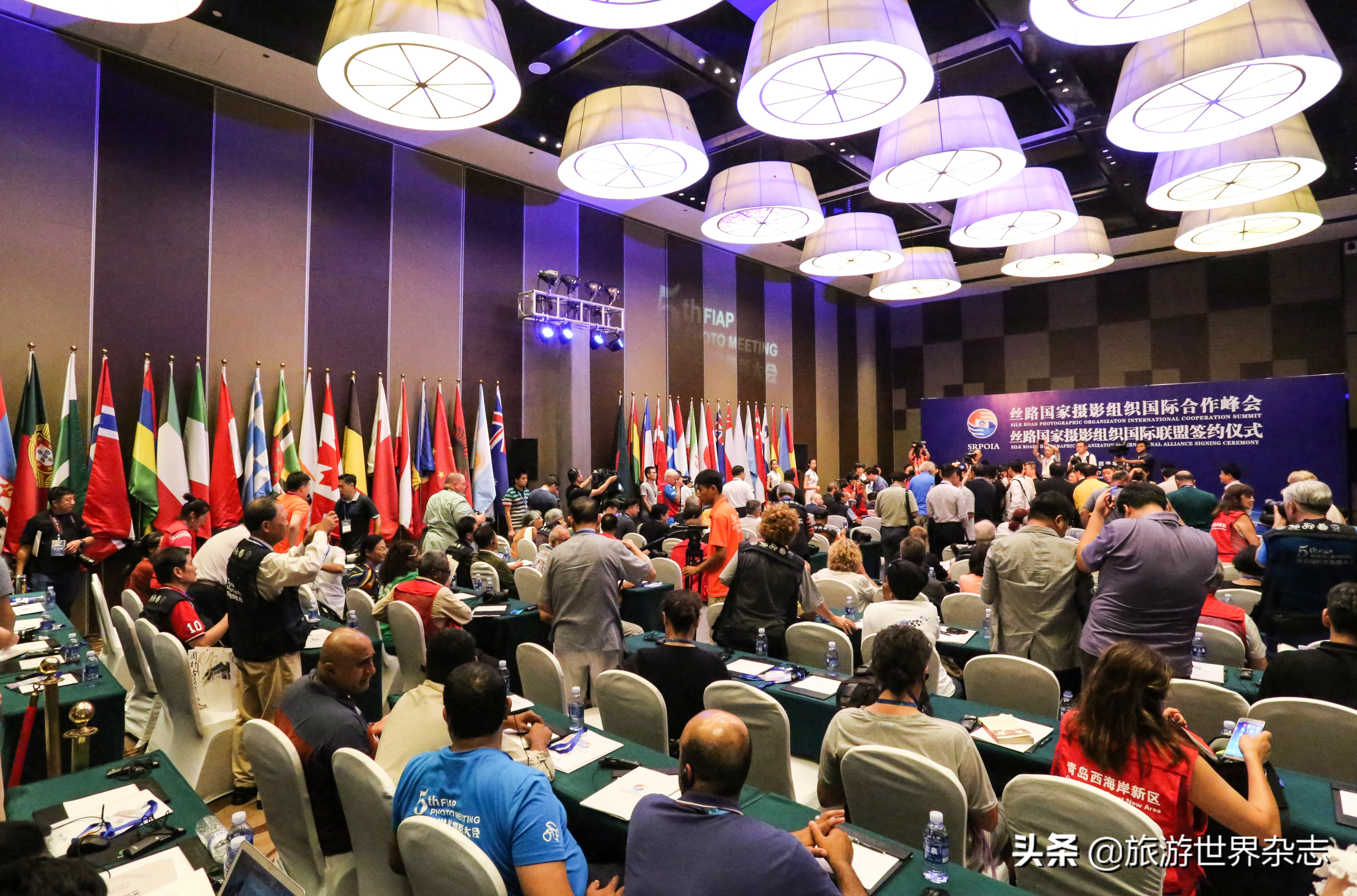 摄影家曾毅个人资料及简介,曾毅访问中国摄影师