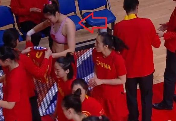 女篮好身材,好身材丁宁