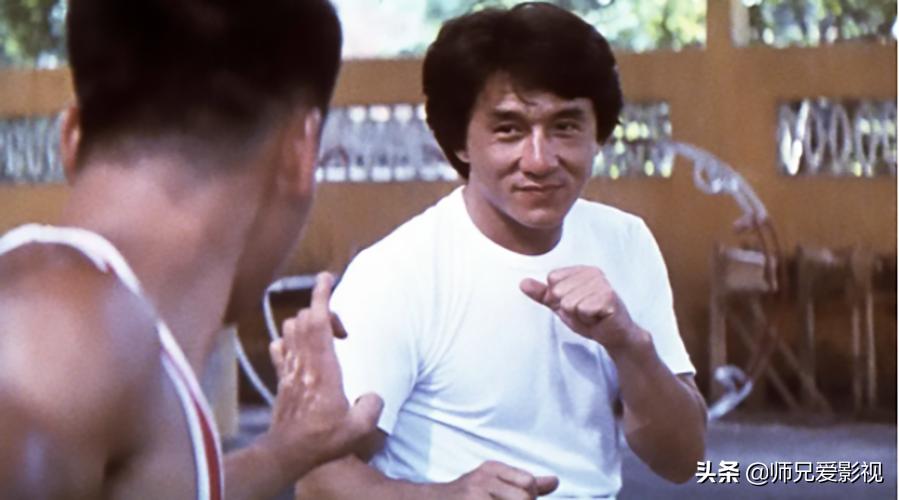 香港经典动作片成龙警察故事,成龙电影警察故事4简单任务