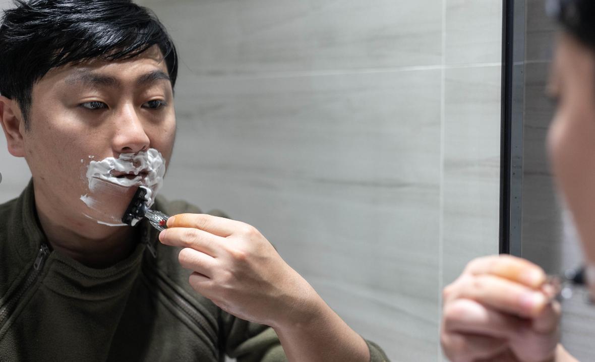 易烊千玺鹿晗实绩对比,易烊千玺金鹿奖提名回放