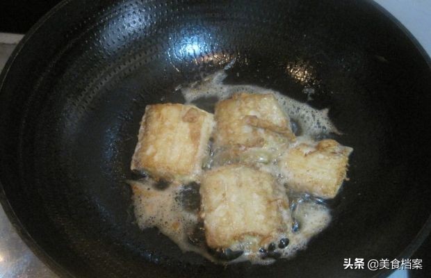 大厨教我红烧带鱼家常做法,厨师长教你红烧带鱼的家常做法