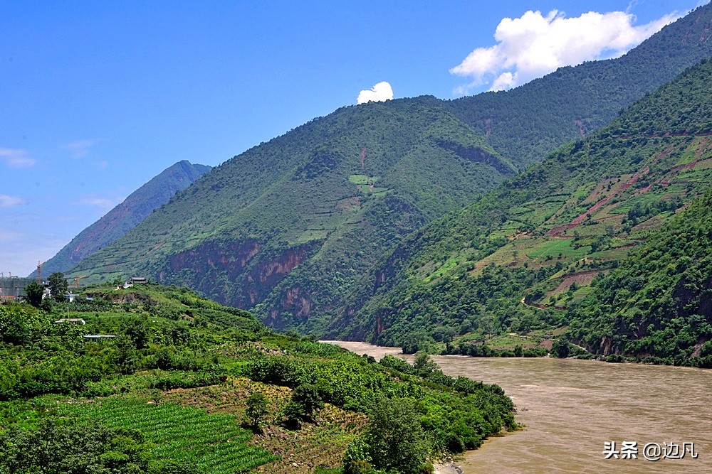 怒江大峡谷独龙江大峡谷,雅鲁藏布江大峡谷和怒江大峡谷