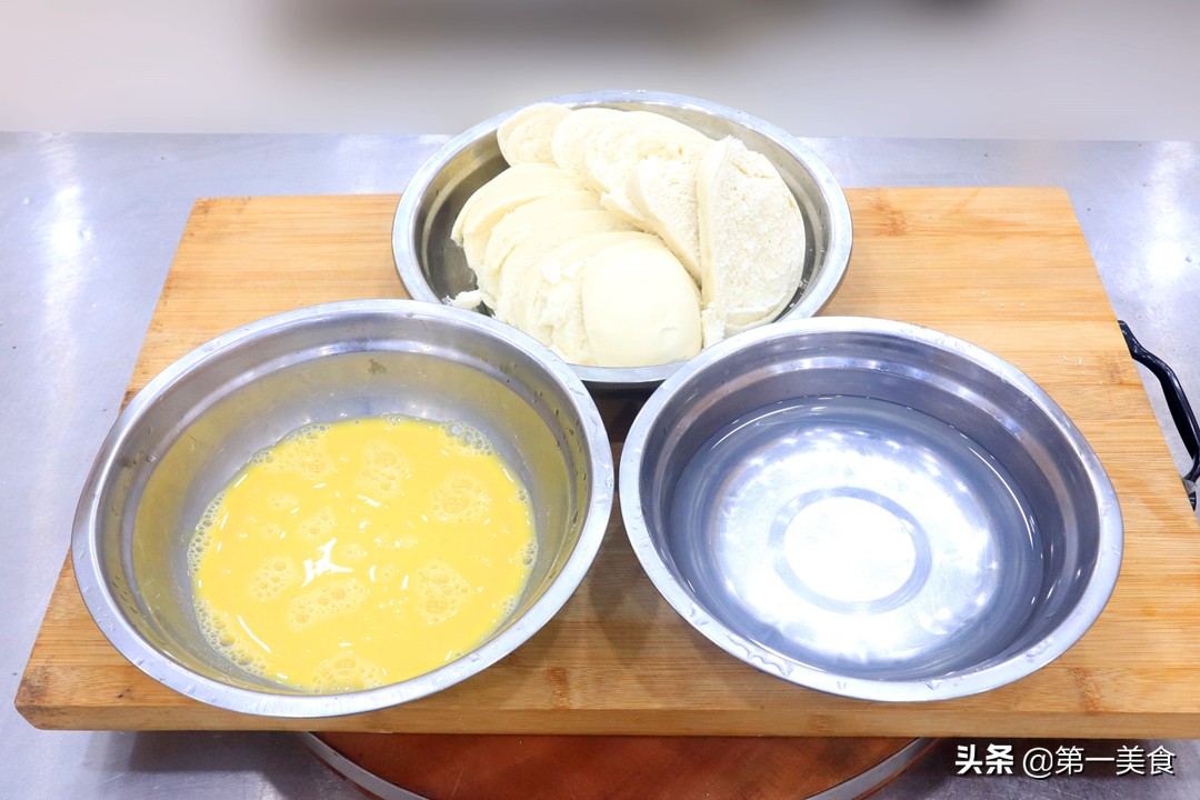 炸馒头片怎么炸又酥又软,馒头切片裹蛋液做的好吃吗