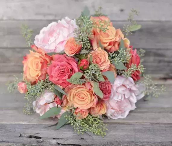 潘通色卡2020电子版色号对照表,潘通色卡历年流行色