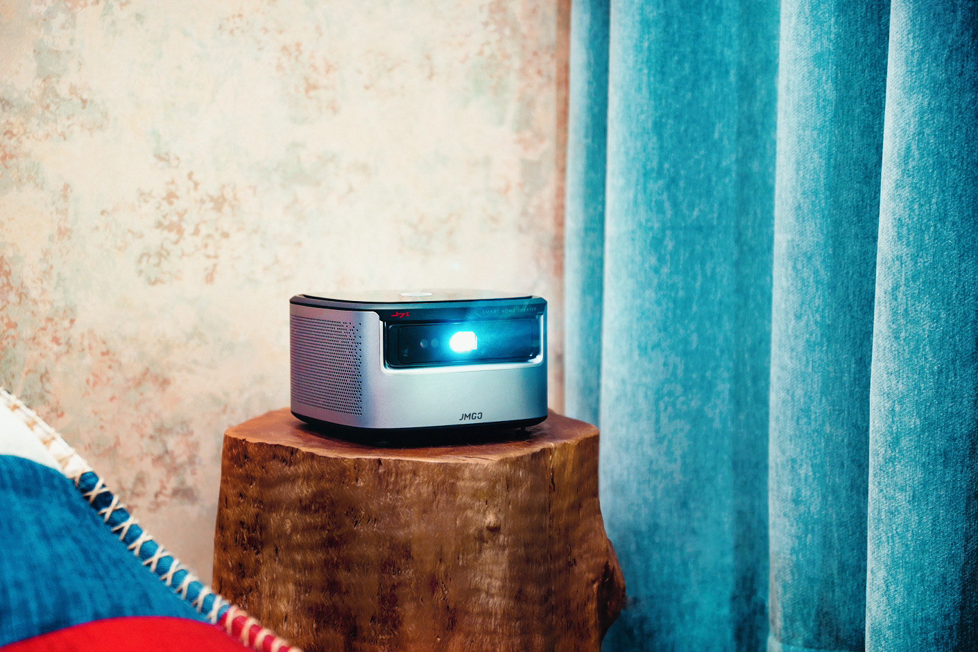 智能投影幕布,微投影坚果