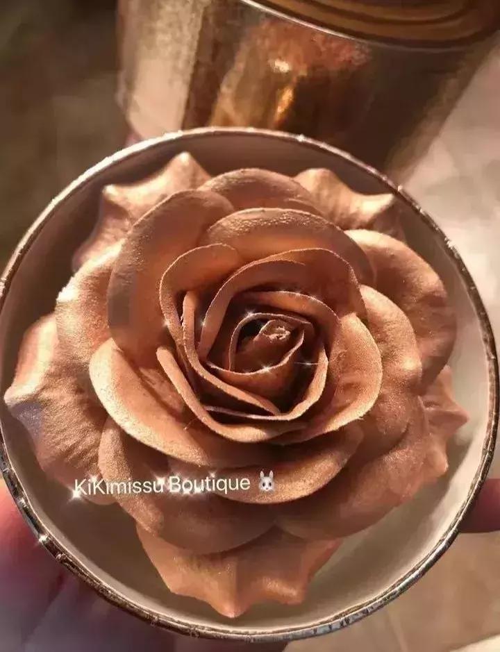 圣诞限定彩妆大牌,2018圣诞限定彩妆礼盒大分享