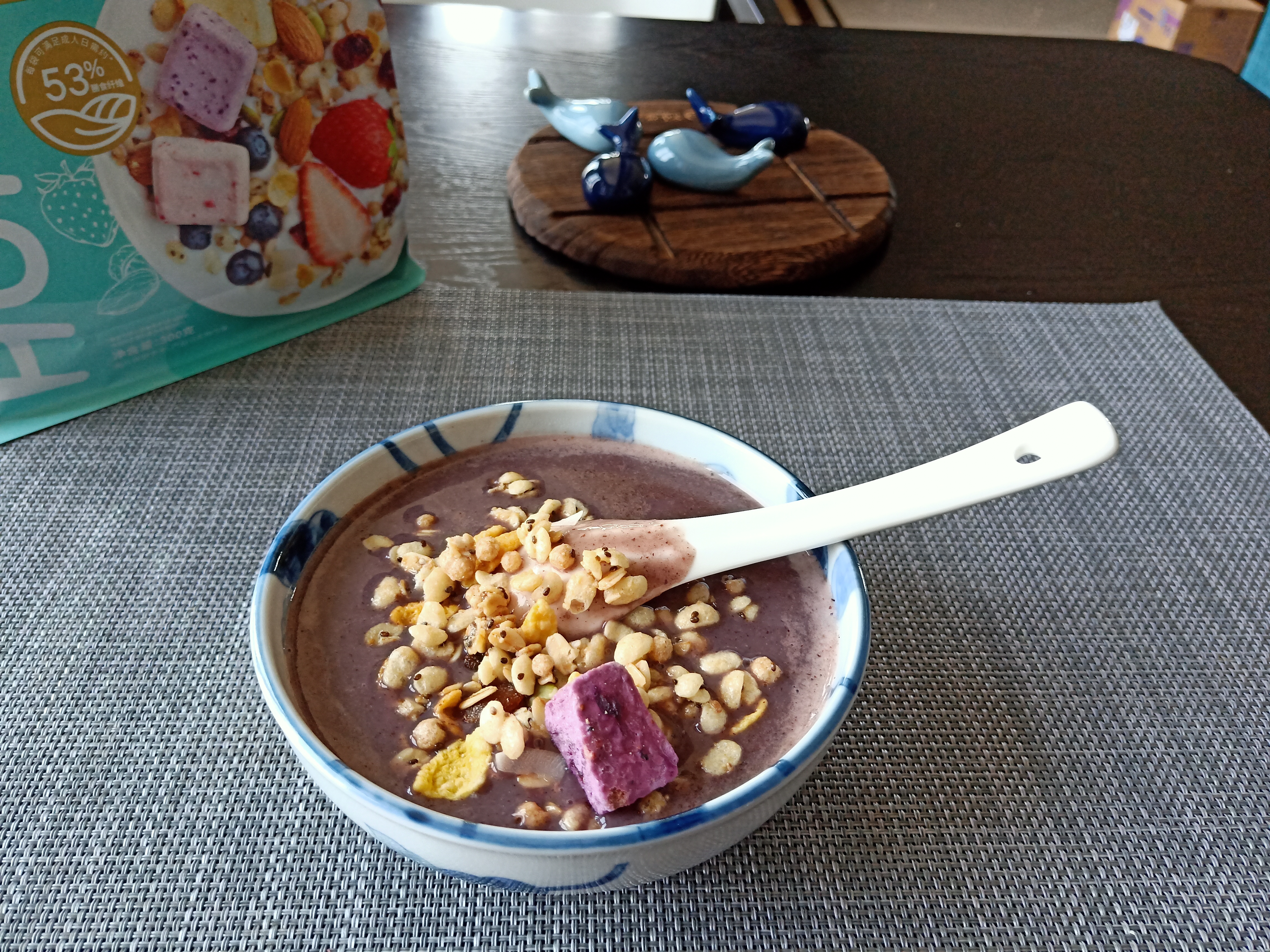 一洗黑掉色了会变什么颜色,黑米洗出来掉颜色是不是假的