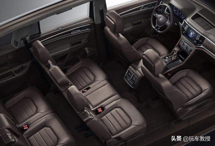 十万家用7座性价比最高的suv推荐,这2款高大威猛的同门7座suv你选谁