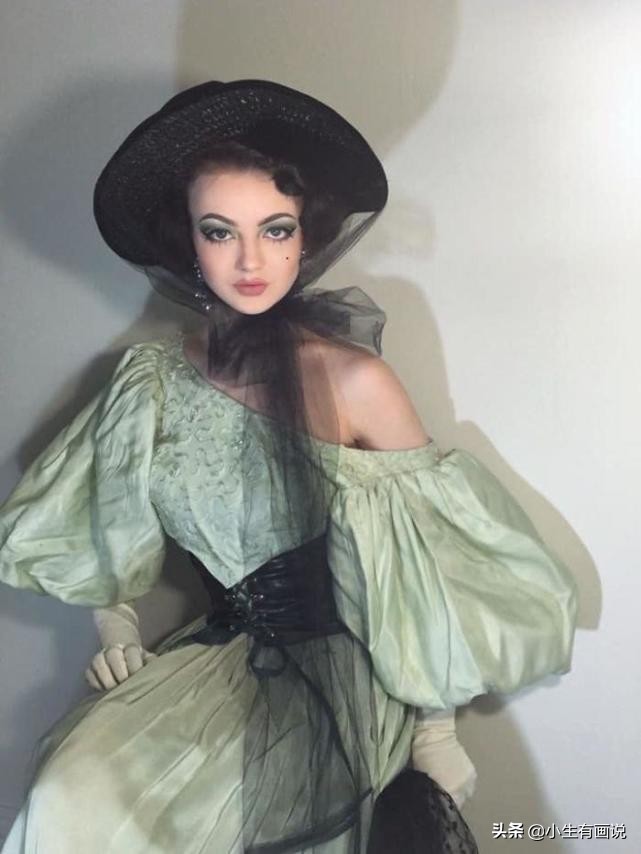 24个外国人在旧货店“捡漏”的宝贝，网友：在中国有点不太可能