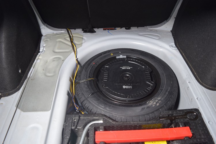 为啥改汽车音响的都改人声,为什么要改汽车音响