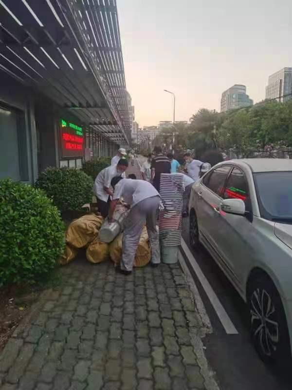 法雷奥车灯新员工,法雷奥车灯车间工作