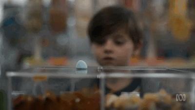 当相爱相杀的变态女主意识到自己是*社会反**人格时，好戏才刚刚开始