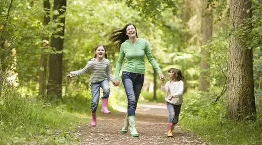 家教跟家风有什么区别,家教和家庭教育有关系吗