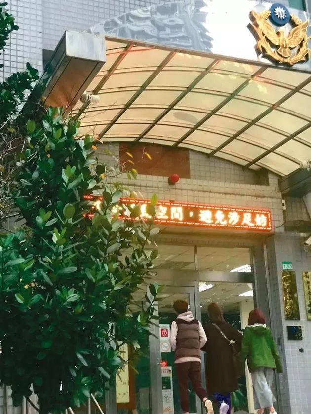 台湾导演钮承泽被曝性侵工作人员,还曾传出逼迫女星拍亲密戏!