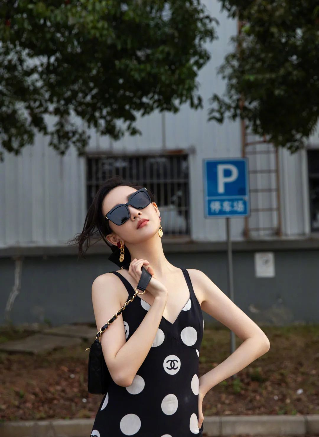 钟楚曦耳环高清图片,钟楚曦耳饰特辑