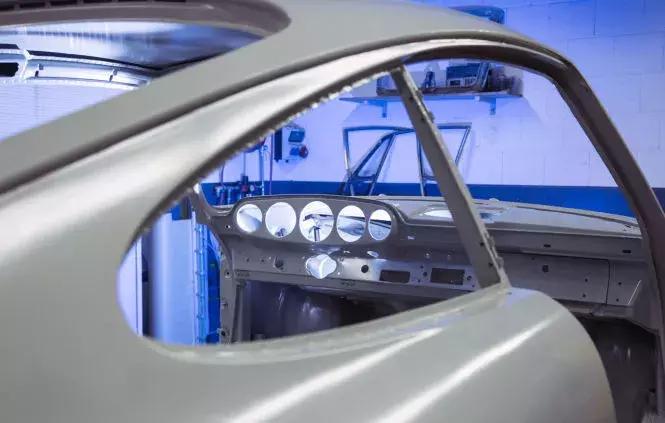 用80万买辆破烂保时捷花300万修复,这才是情怀*党**的最高信仰