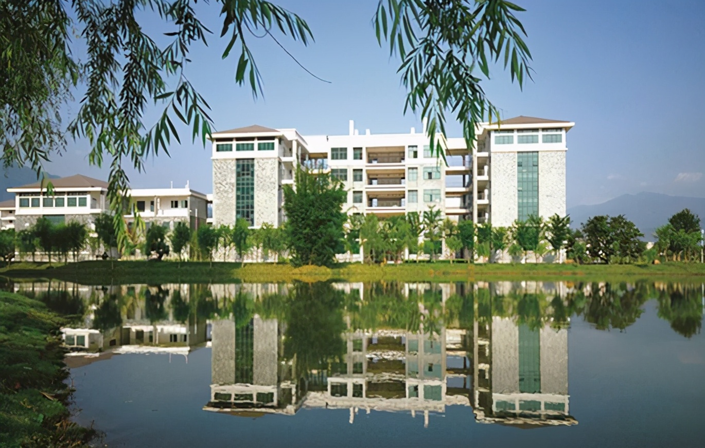 福建一所不出名的公办本科大学,福建省综合实力最强的大学