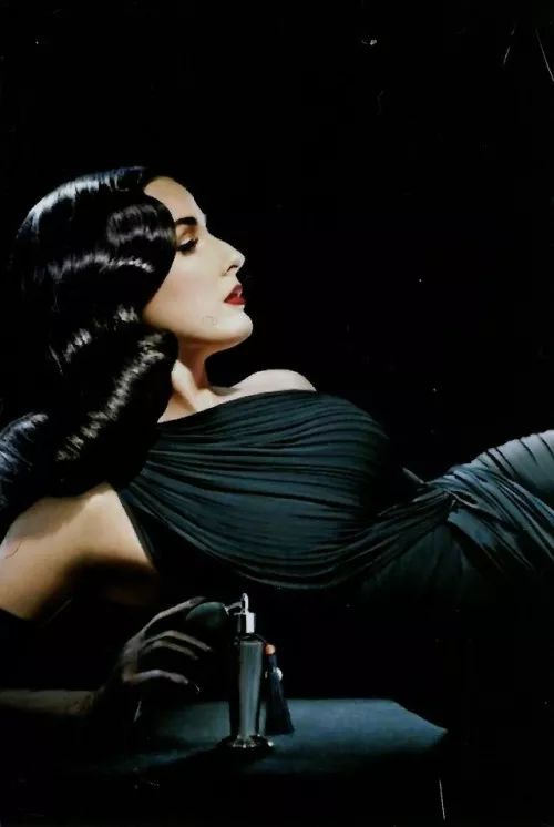 欧洲贵族喷的香水是什么,欧洲贵族喷的香水叫什么