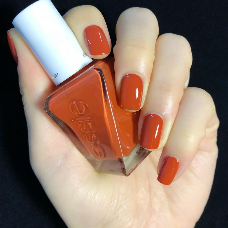 Essie，英国老佛爷专宠的指甲油