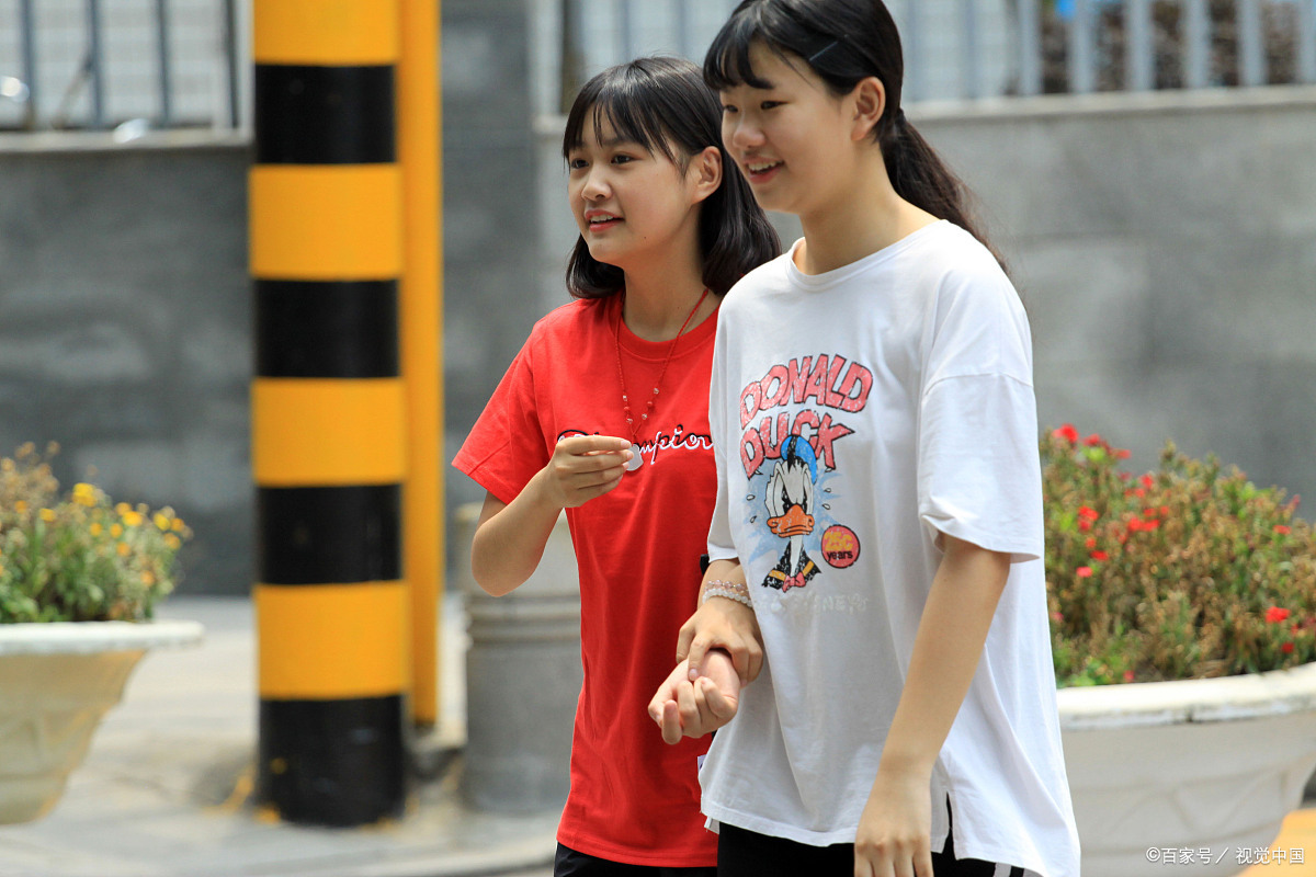 初中毕业读卫校哪个专业更吃香,初中毕业最吃香的十大专业