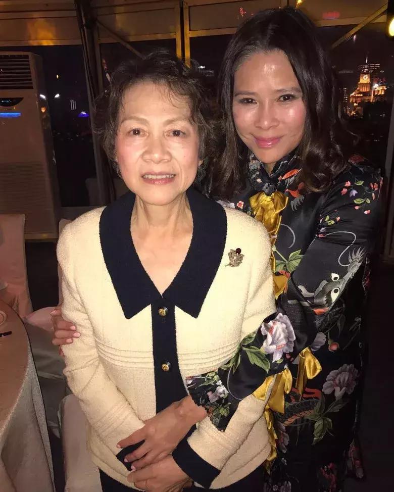 有钱有闲风华绝代,有钱有闲有美貌