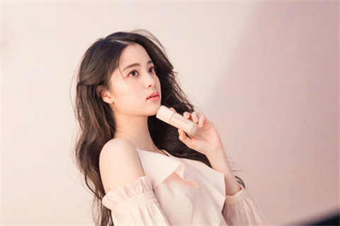 相亲没话题怎么找话题聊天,怎么和女生聊天找话题有什么方法