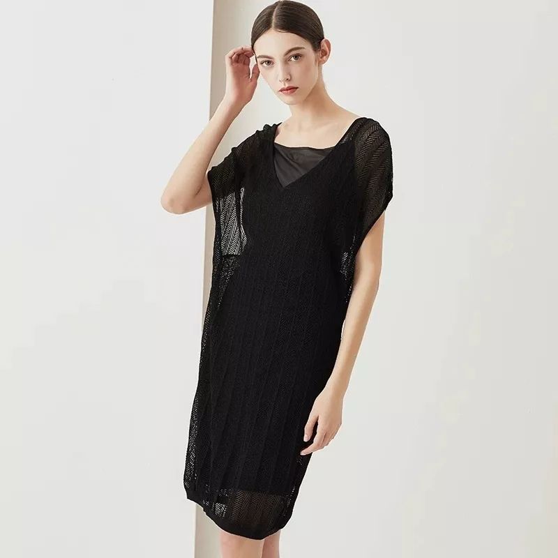 百变独特小黑裙,针织小黑裙高级感