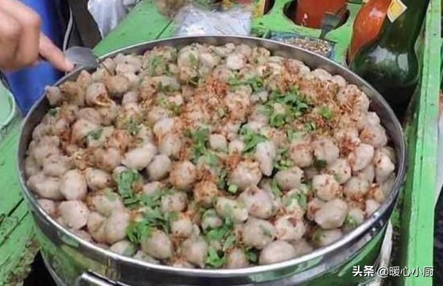 小时候小学门口摆摊1元小吃,中学门口1-2元学校摆摊小吃