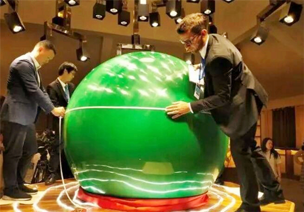 挖矿发现巨无霸夜明珠,废矿挖出夜明珠