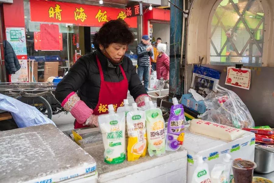 这条小马路上，竟然汇集了上海众多传统早饭？（上）