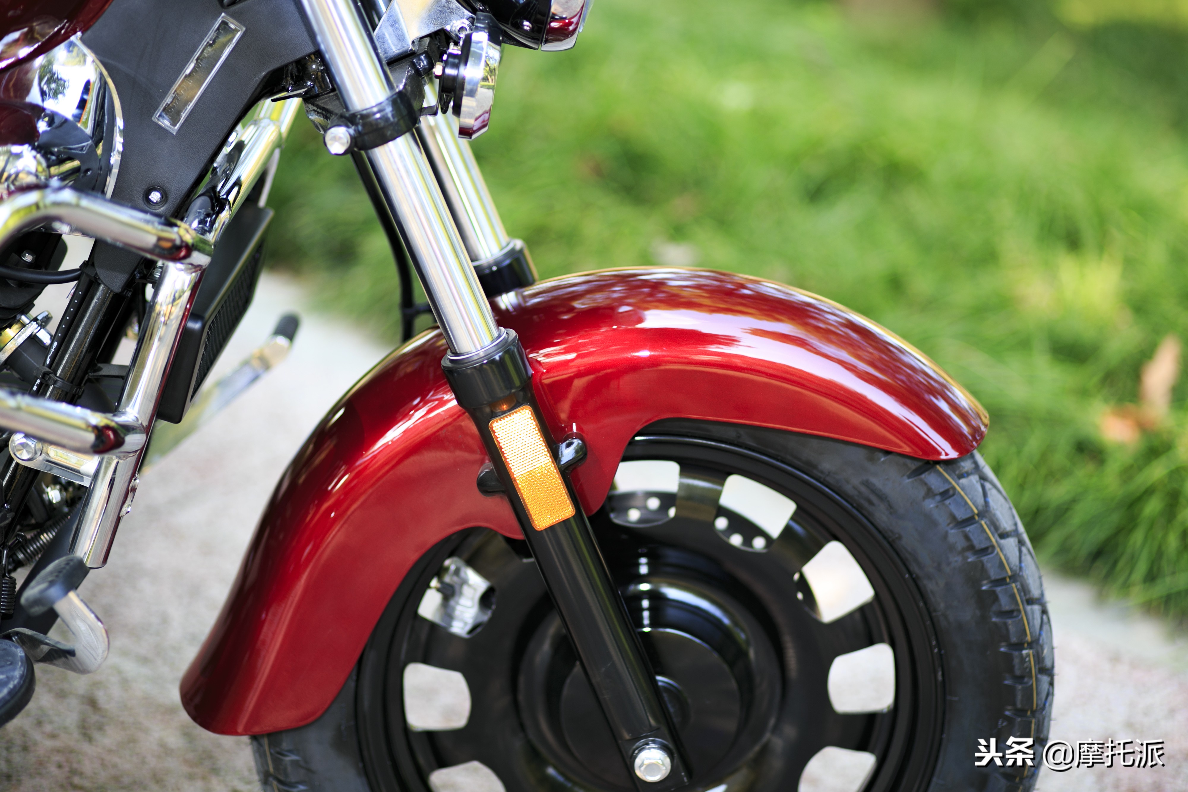 凯威极光200摩托车,钱江凯威荣光202和极光200的区别