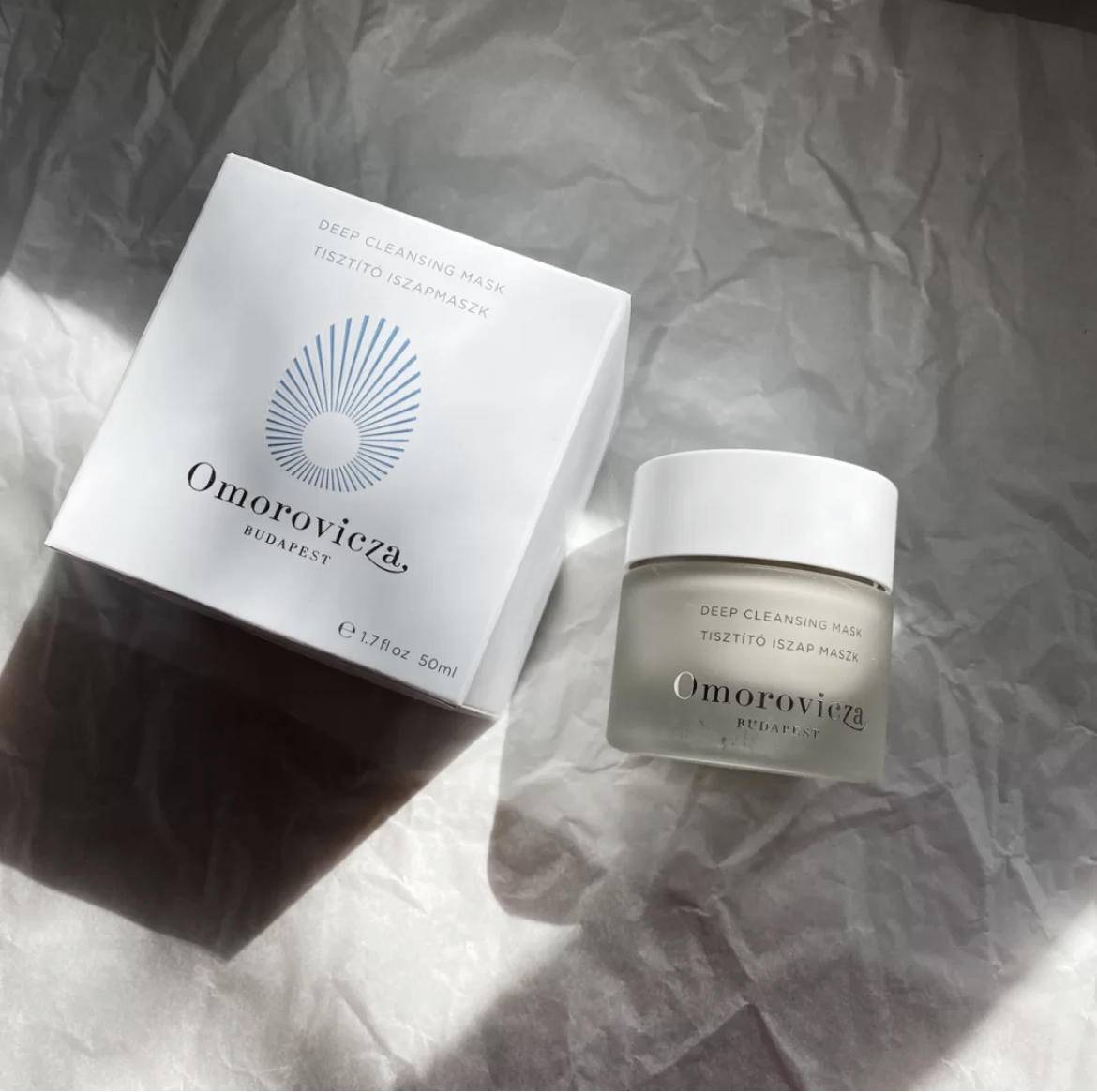 为什么同样的面膜有的人干得快,为什么美容院敷面膜效果好呢