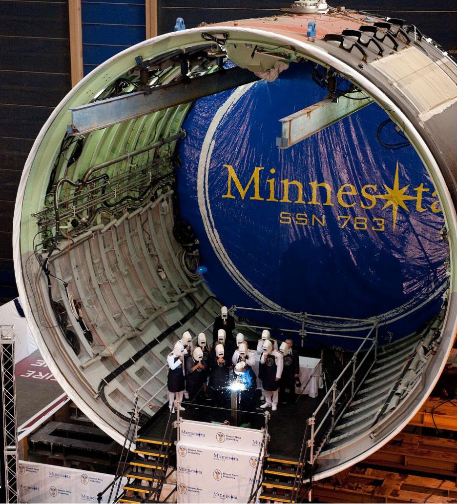 苍龙级潜艇指挥塔高度,潜艇指挥塔内部