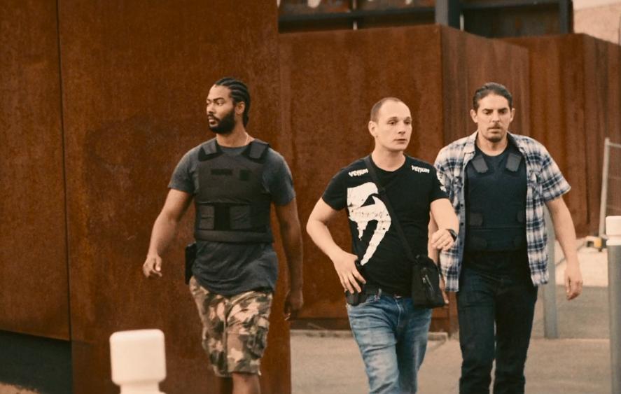 这部《悲惨世界》和雨果没什么关系，却足够引人深思