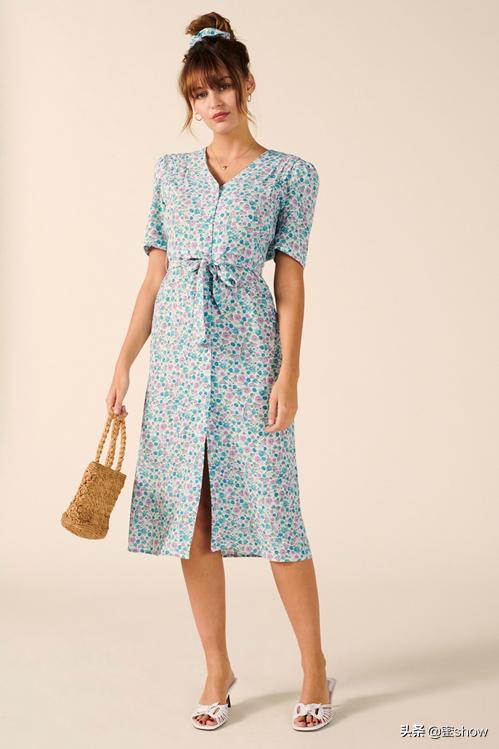 很好看的碎花裙推荐,好看的碎花秋冬裙子推荐