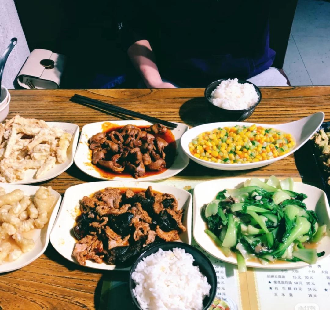 青岛好吃高端的店,青岛有什么很辣很好吃的