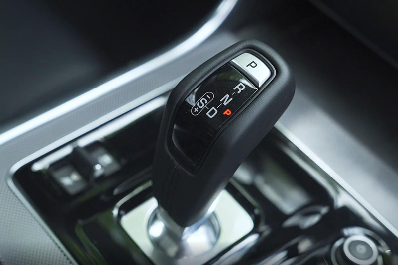 捷豹操控,捷豹xel操控对比gti