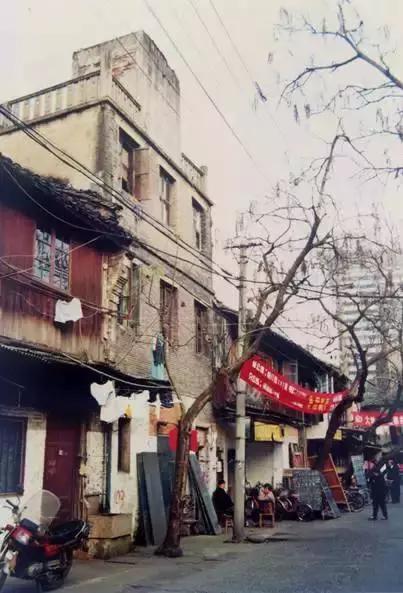 天一广场附近的老街,天一广场20年前
