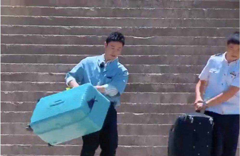 黄晓明以前到底有多火,黄晓明为什么最近那么火