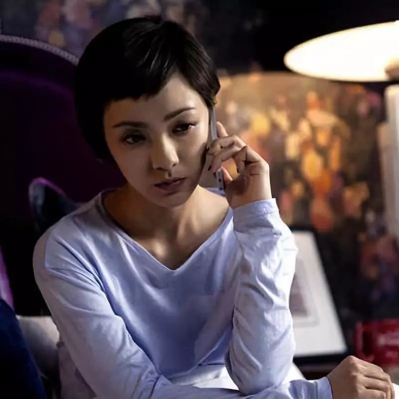 我把《屌丝男士》再刷了一遍，却再也笑不出声来