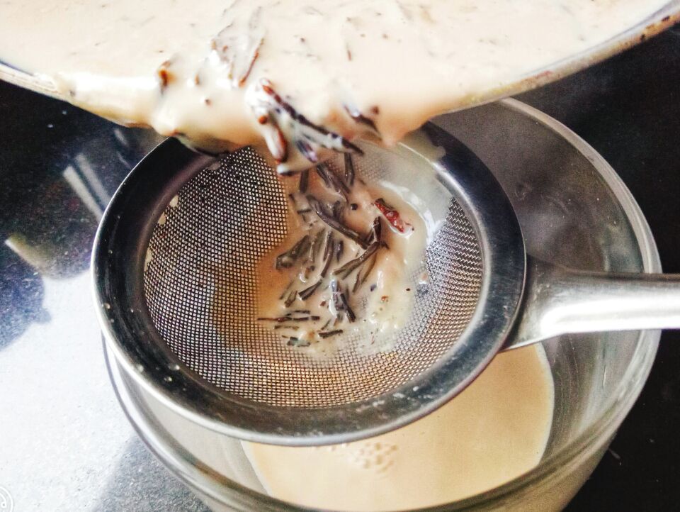 疫情在家怎么自己做奶茶喝,疫情在家做珍珠奶茶