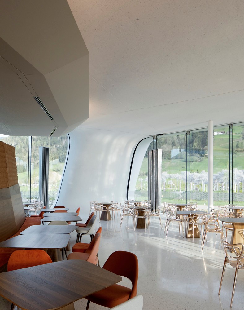 施华洛世奇公司上班的真实感受 (奥地利施华洛世奇总部)