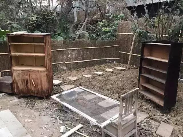 90后小伙花100万造房子,90后小伙花几千元装修500个平方