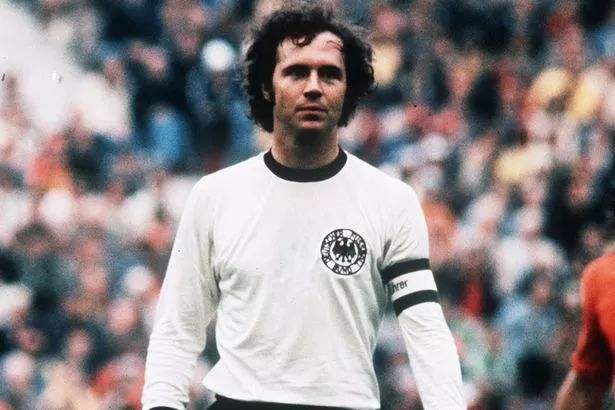 前锋面对不伸脚的中后卫,所有前锋最怕的后卫