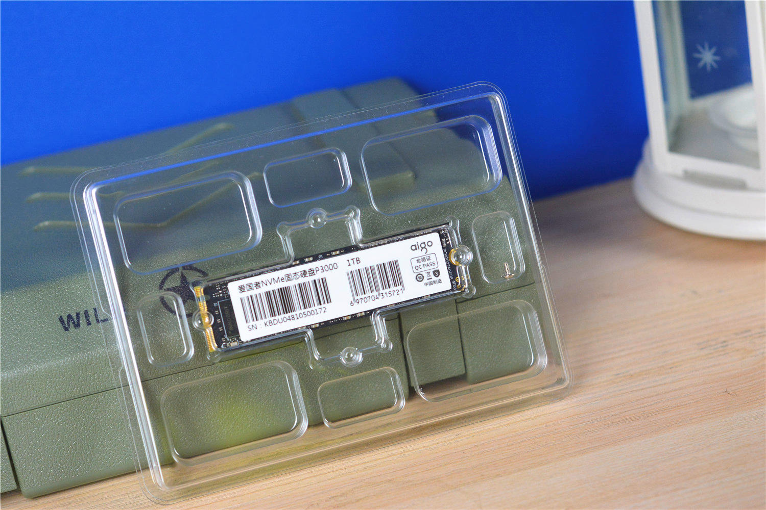 固态硬盘暴跌什么原因,固态硬盘价格持续走低